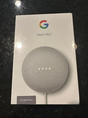 NEW IN THE BOX google Nest Mini Smart Speaker - Chalk White Fabric